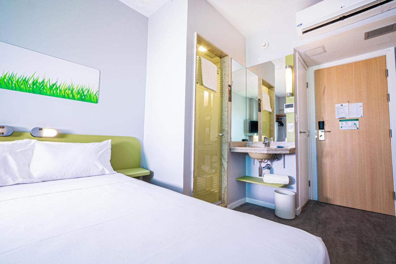Ibis Budget Fortaleza Praia De Iracema Kültér fotó