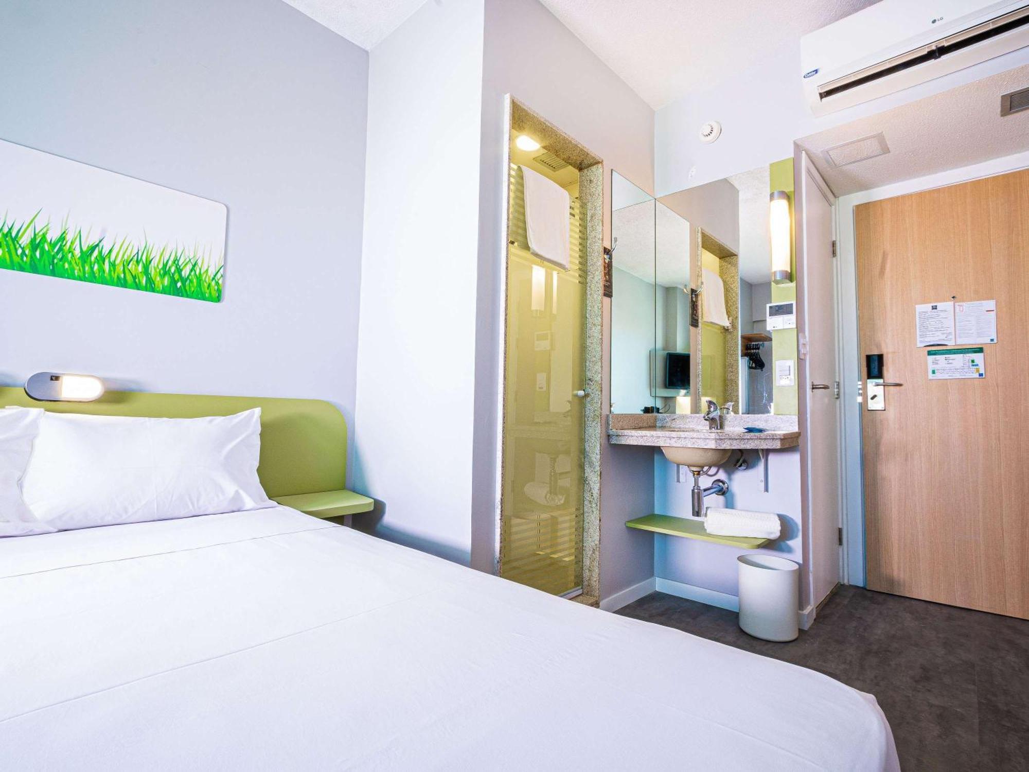 Ibis Budget Fortaleza Praia De Iracema Kültér fotó
